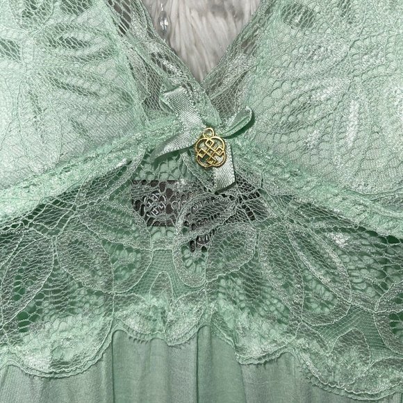 NWT - Daisy Fuentes Lace Chemise Nightie Womens MED Lounge Wear Mint NEW - Picture 4 of 7